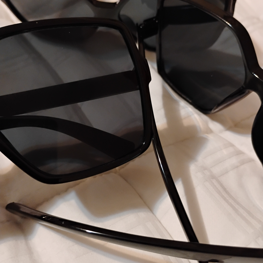 🔥New 2025 Gorgeous Oversized Black Silk Diva Square Ladies Eye Wear AC Lens - Picture 6 of 6